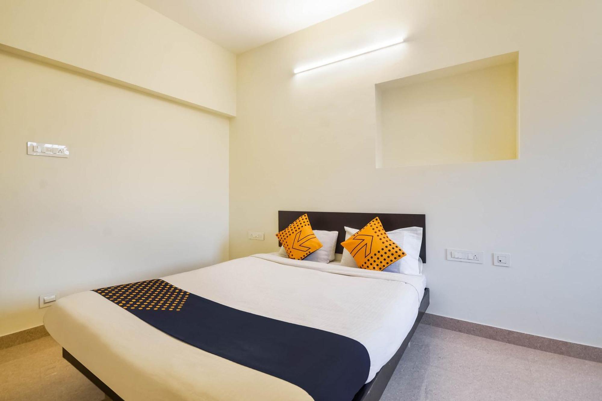 Spot On Star Residency Hotell Coimbatore Exteriör bild